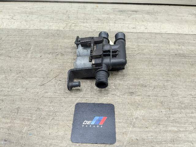 07-19 OEM BMW E70 E71 F15 F16 F85 X5 X6 Engine Water Heater Control Valve Pump