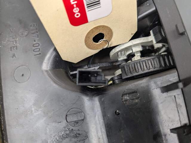 07-13 OEM BMW E92 E93 328 335 Interior Central Console Rear Vent