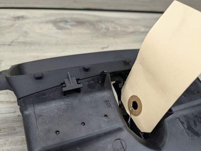 07-13 OEM BMW E92 E93 328 335 Interior Central Console Rear Vent