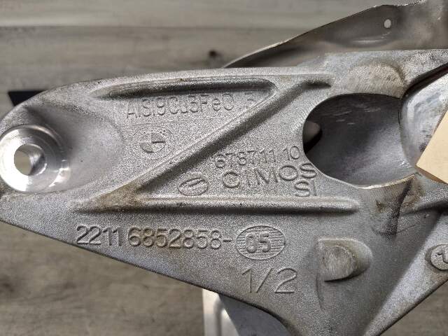 OEM BMW F15 F16 X5 AWD Right Passenger Engine N55 Motor Mount Bracket Support