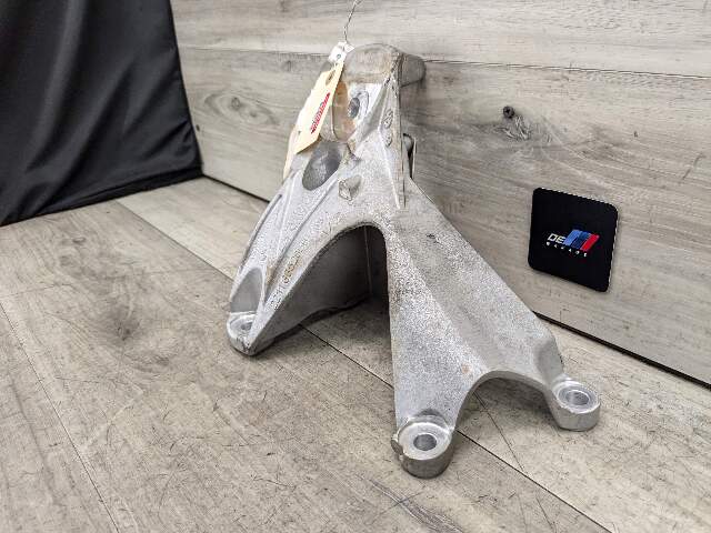 OEM BMW F15 F16 X5 AWD Right Passenger Engine N55 Motor Mount Bracket Support
