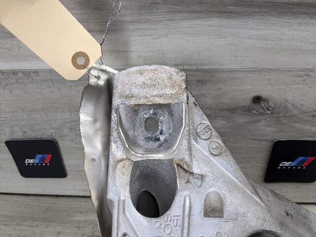 OEM BMW F15 F16 X5 AWD Right Passenger Engine N55 Motor Mount Bracket Support