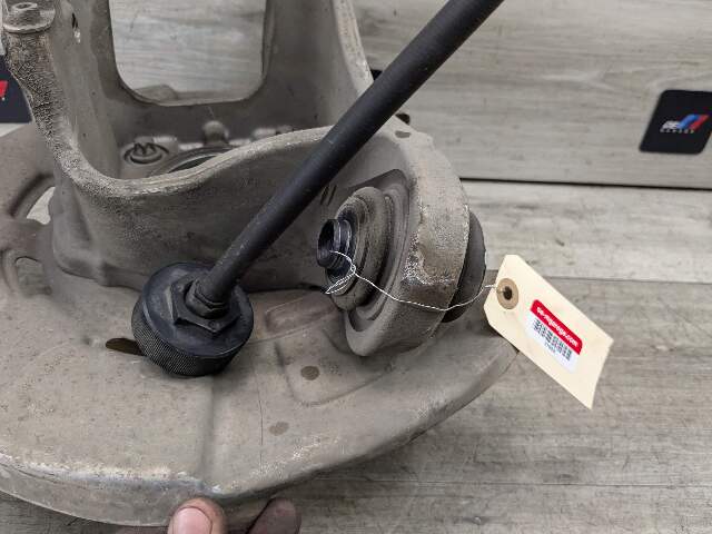 OEM BMW F85 F86 F15 F16 X5 X6 REAR Right Passenger Spindle Hub Carrier Knuckle