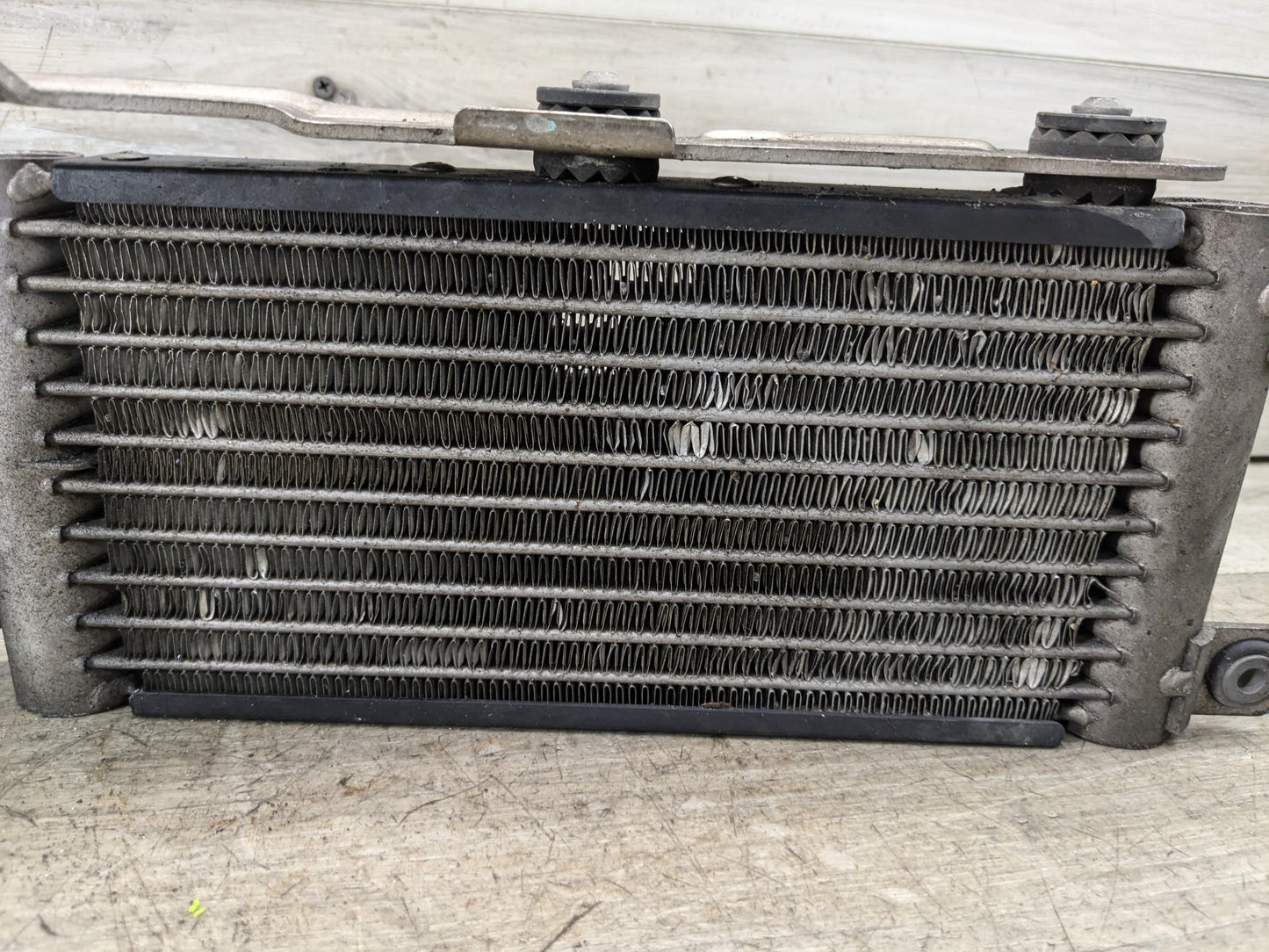 07-15 BMW OEM E90 E92 X1 S65 N54 N55 Passenger Engine Oil Cooler Radiator