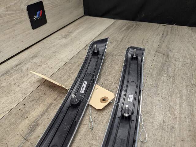 NOTE* OEM BMW E92 E93 Rear Left Right Aluminum Glacier Silver Interior Trim Pair