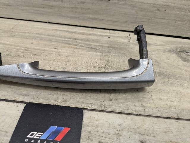 07-13 OEM BMW E93 Right Passenger Side Door Handle COMFORT ACCESS Gray A52