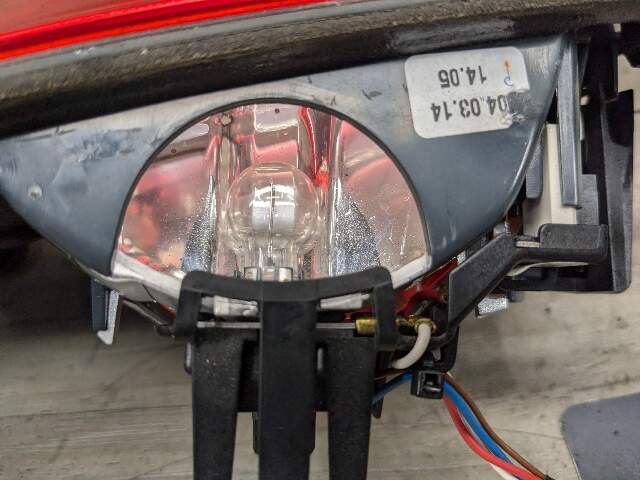 14-17 OEM BMW F32 F33 F36 F83 M4 Rear Right Passenger Inner Trunk Tail Light