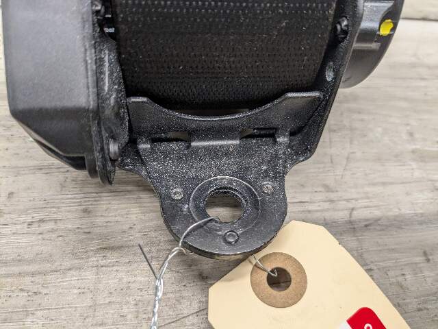 OEM BMW F22 F30 F32 F36 F82 M4 REAR Left Right Outer Upper Seat Belt Retractor