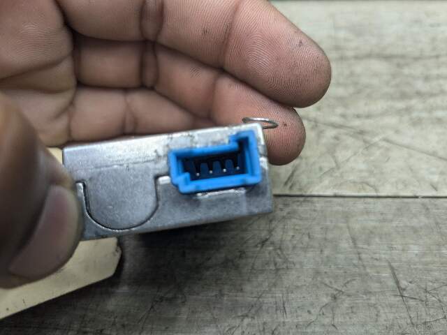 OEM BMW G01 G02 G11 G12 G20 G30 F97 USB Type C Charger Port Socket Connector