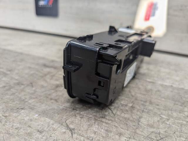 OEM BMW G20 G22 G23 G26 G80 G82 G83 Rear AC Air Climate Control Switch Module