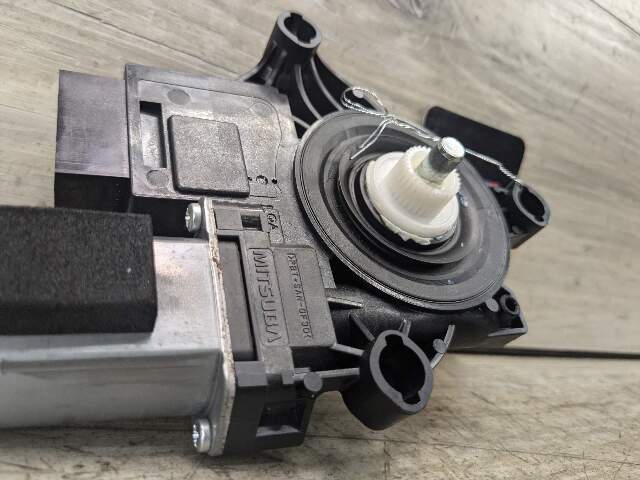 OEM BMW G20 G80 330 M340 M3 FRONT Left Driver Side Door Window Regulator Motor