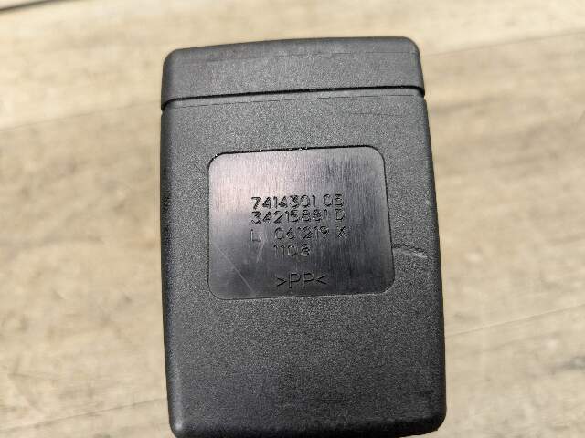 OEM BMW G01 G02 G20 X3 X4 330 M340 840 850 M8 Front Right Left Seatbelt Buckle