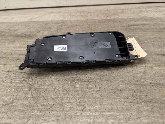 OEM BMW G01 G02 G20 M340 X3 Front Passenger Right Seat Adjustment Control Switch