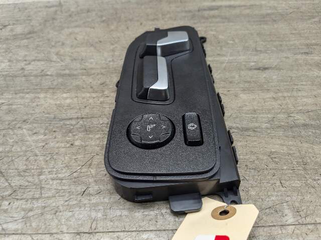 OEM BMW G01 G02 G20 M340 X3 Front Passenger Right Seat Adjustment Control Switch