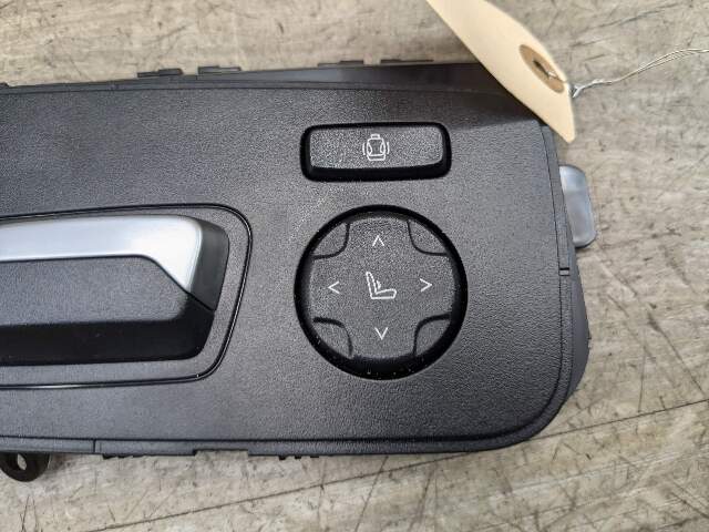 OEM BMW G01 G02 G20 M340 X3 Front Passenger Right Seat Adjustment Control Switch