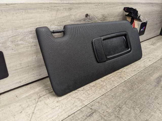 19-23 OEM BMW G20 330 M340 Interior Sun Visor Right Passenger Side Black