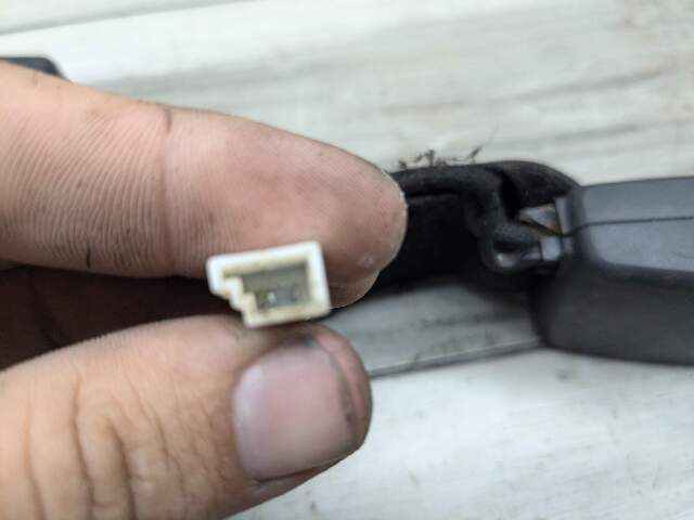 19-24 OEM BMW G20 G21 G80 330 M340 M3 Rear Left Driver Seatbelt Seat Belt Buckle
