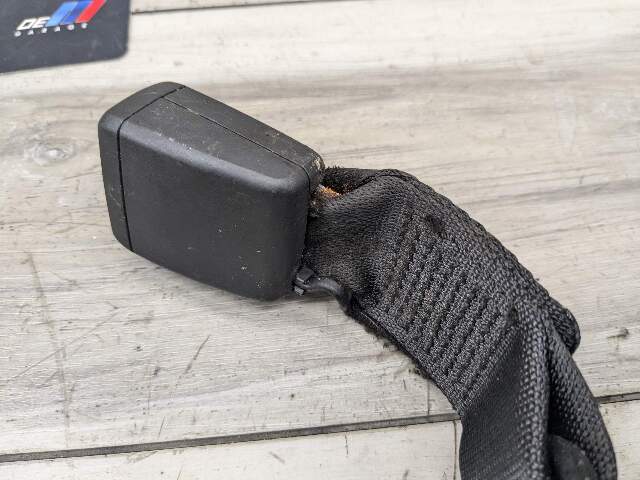 19-24 OEM BMW G20 G21 G80 330 M340 M3 Rear Left Driver Seatbelt Seat Belt Buckle