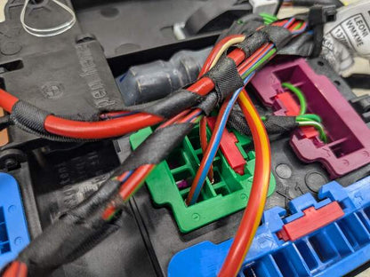 OEM BMW G20 330 M340 Rear Battery Power Distribution Fuse Relay Junction Box