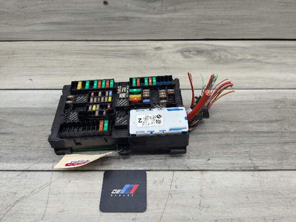 OEM BMW G20 330 M340 Rear Battery Power Distribution Fuse Relay Junction Box
