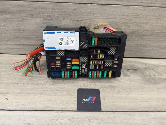 OEM BMW G20 330 M340 Rear Battery Power Distribution Fuse Relay Junction Box