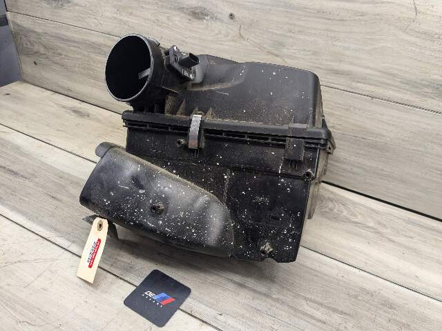 OEM BMW G20 G22 G23 G26 G42 330 430 Engine B46 Air Box Filter Cleaner Housing