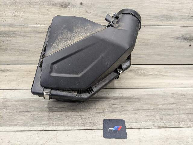 OEM BMW G20 G22 G23 G26 G42 330 430 Engine B46 Air Box Filter Cleaner Housing