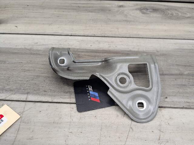 19-24 OEM BMW G20 330 M340 Front Right Passenger Side Fender Holder Bracket SET