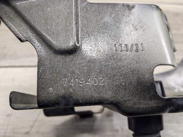 19-24 OEM BMW G20 330 M340 Front Right Passenger Side Fender Holder Bracket SET