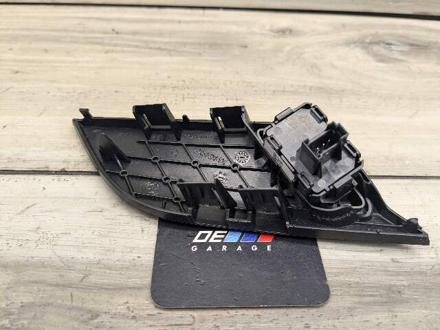 OEM BMW F15 F16 F85 X5 X6 Front Left Driver Side Door Panel Lock Switch Control
