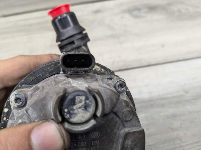 OEM BMW G01 G05 G20 G22 G23 Engine B46 B58 Auxiliary Electric Water Pump Cooling