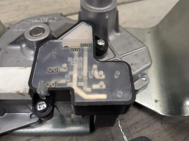 14-18 OEM BMW F15 F85 X5 Rear Tailgate Liftgate Windshield Window Wiper Motor