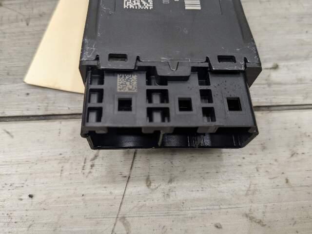 OEM BMW F01 F02 F10 F30 G01 X1 X3 M8 Front Rear Left Right Headed Seat Module