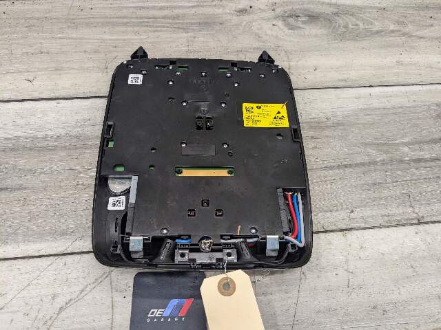 19-24 OEM BMW G01 G20 330 M340 X3 Front Roof Console Dome Light SOS Switch