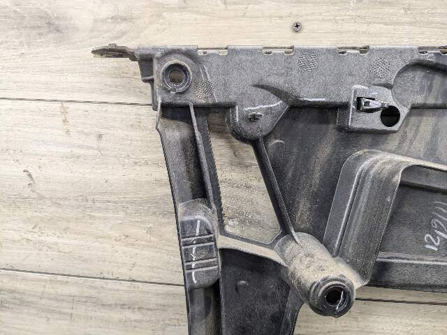 19-21 OEM BMW G20 330 Rear Bumper Passenger Guide Support Carrier Panel
