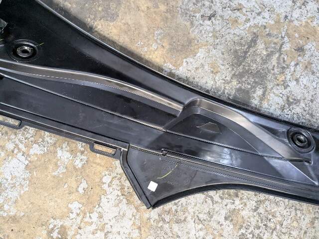 OEM BMW G20 G22 G23 G80 G82 G83 M3 M4 Front Windshield Cowl Trim Cover Panel