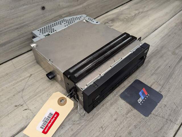 07-13 OEM BMW X5 X6 E70 E71 E72 DVD Changer Player Head Unit Radio