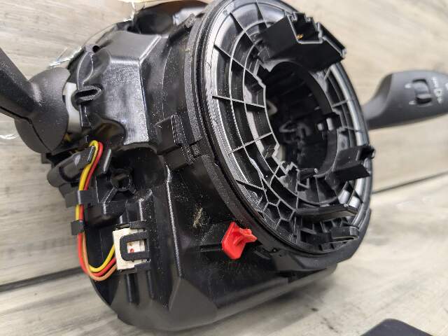 10-18 OEM BMW F10 F13 F02 F06 Steering Switch Control Angle Sensor Clock Spring