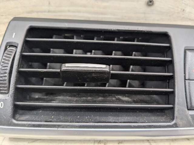 07-14 OEM BMW E70 E71 X5 X6 Dash Board Center Interior Air Vent Grille Black
