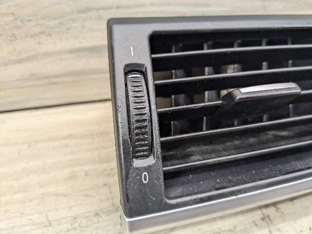 07-14 OEM BMW E70 E71 X5 X6 Dash Board Center Interior Air Vent Grille Black