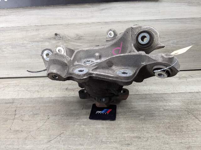 OEM BMW G20 330 M340 REAR Right Passenger Knuckle Wheel Hub Spindle Bearing