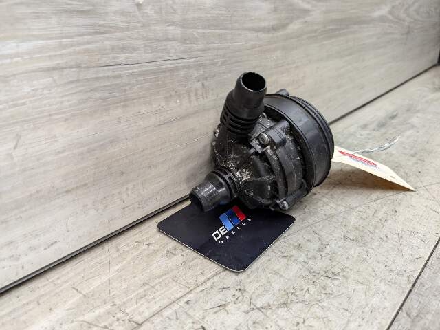 OEM BMW G01 G05 G20 G23 G30 Engine B46 B58 Auxiliary Electric Water Pump Cooling