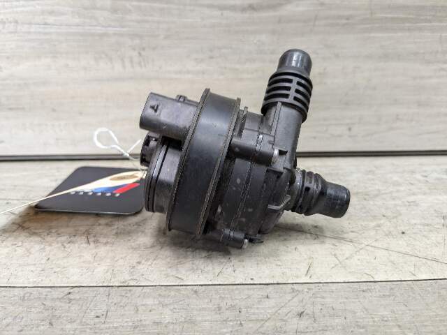 OEM BMW G01 G05 G20 G23 G30 Engine B46 B58 Auxiliary Electric Water Pump Cooling