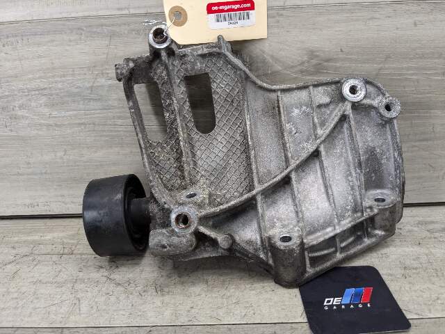 OEM BMW F80 F82  M3 M4 S55 N55 Engine Aux Belt Idler Pulley Bracket Deflection