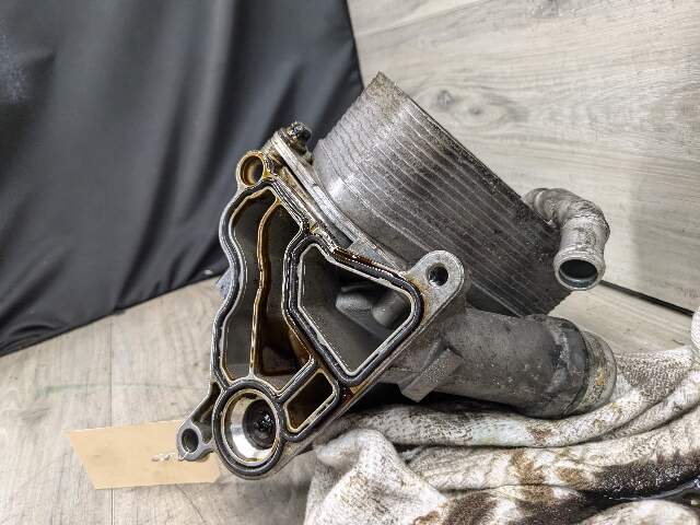 07-13 OEM BMW E82 E90 E92 135 335 N54 N55 Engine Oil Filter Housing COOLER