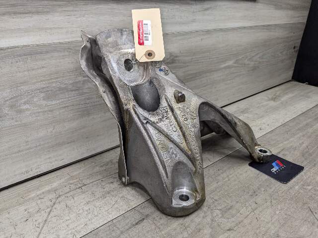 OEM BMW F15 F16 X5 AWD Right Passenger Engine N55 Motor Mount Bracket Support