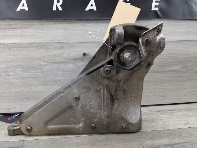 OEM BMW F15 F16 X5 AWD Right Passenger Engine N55 Motor Mount Bracket Support