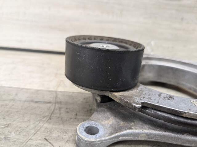 OEM BMW G01 G02 G20 G22 G23 G30 330 430 530 X3 Engine B46 Belt Tensioner Pulley