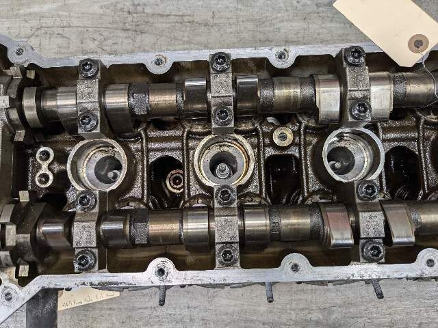06-13 OEM BMW E90 E92 E93 Engine S65 Passenger Right Side Cylinder Head