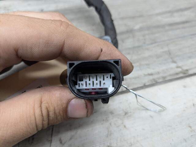 SCRATCH* OEM BMW F01 F02 750 FRONT Parking Distance Sonic Sensors PDC Harness
